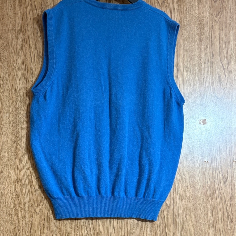 100% Cashmere Saks Fifth Avenue Men's V-Neck Blue Sweater Vest - Picture 5 of 7